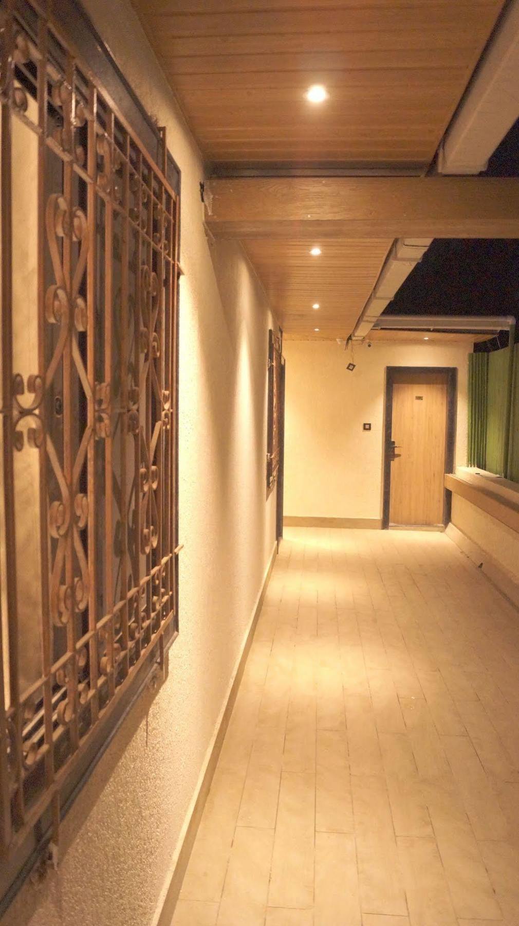 Hotel Shivam Poona Buitenkant foto