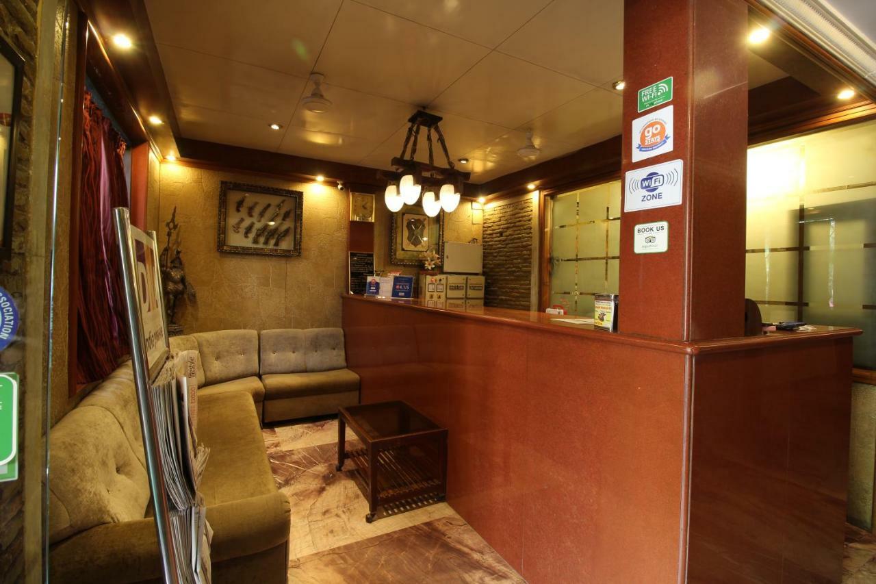 Hotel Shivam Poona Buitenkant foto